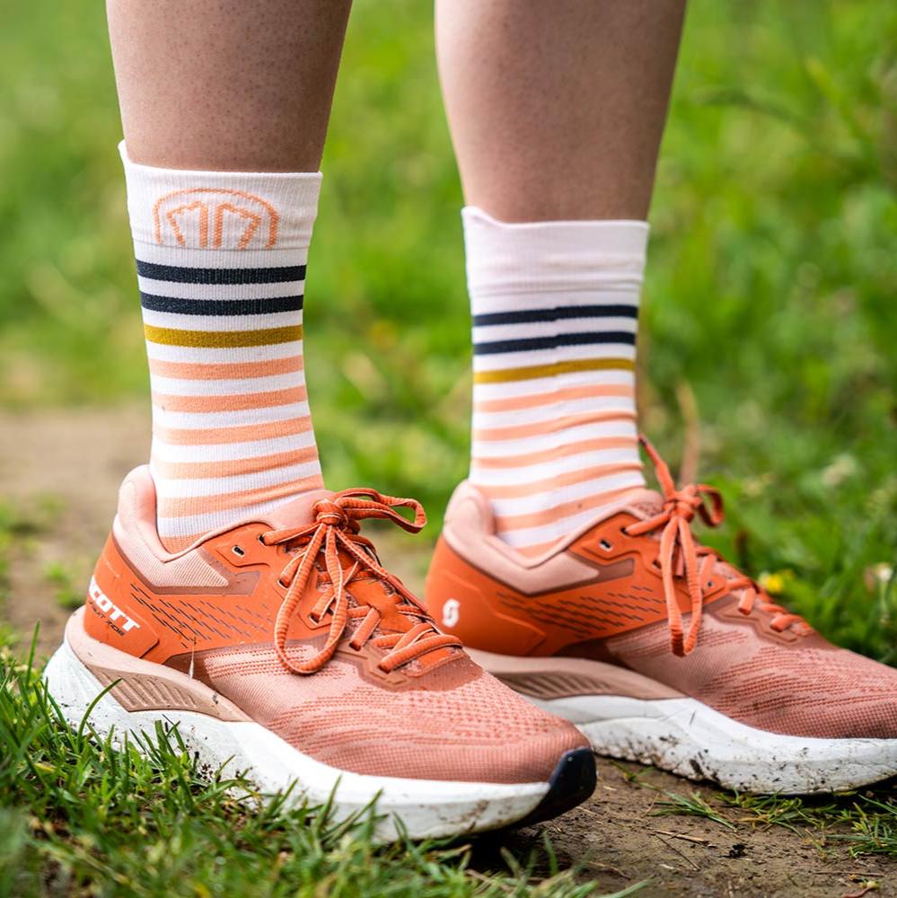 Running socks - Run Anatomic Light Crew pink/white - Image 2